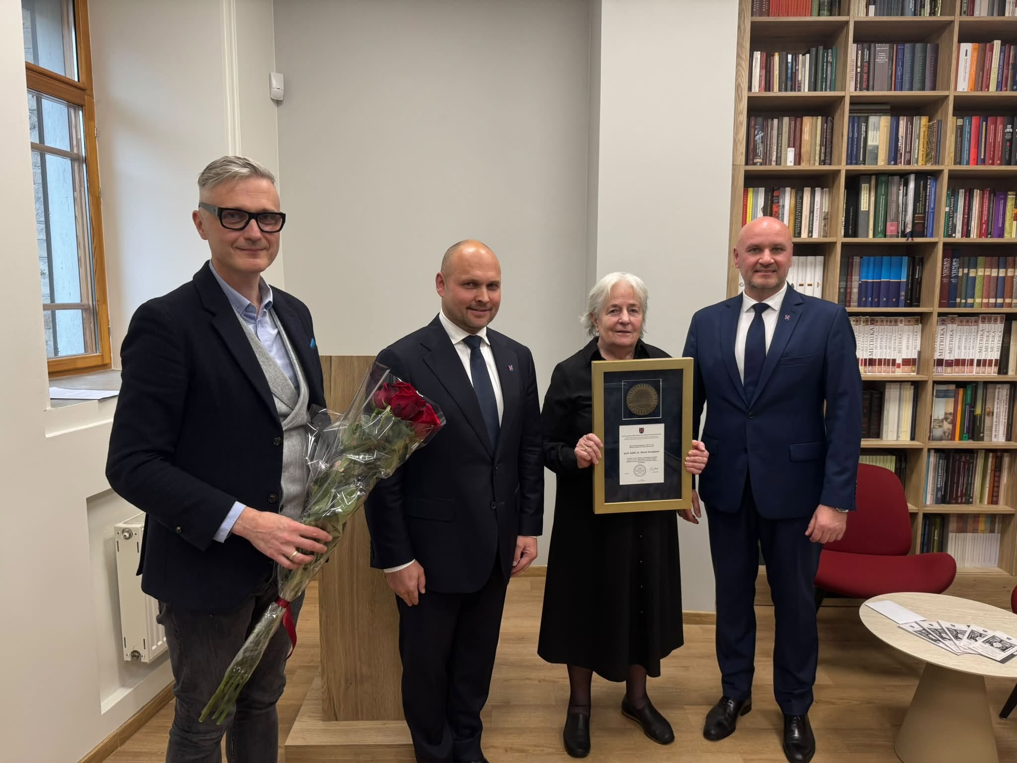 Prof. Jūratei Kiaupienei – Alberto Vijūko-Kojalavičiaus atminimo medalis ir premija